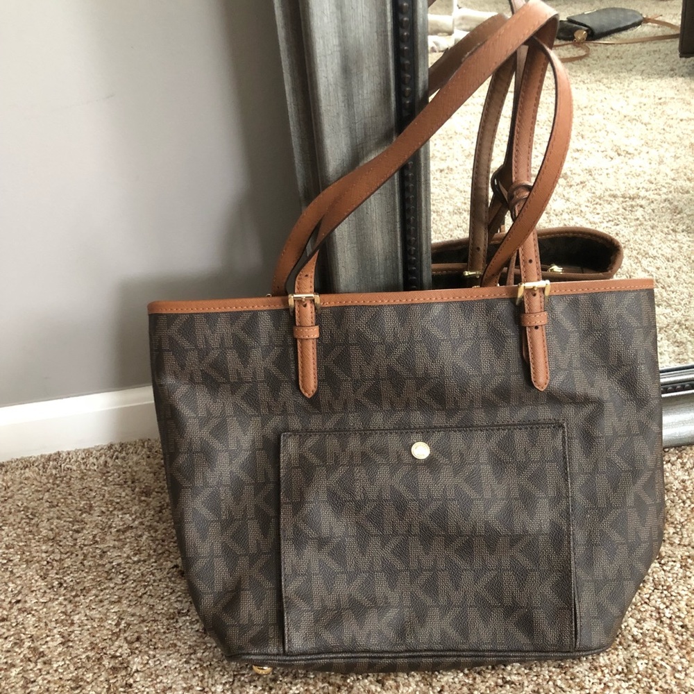 New Michael Kors Purse